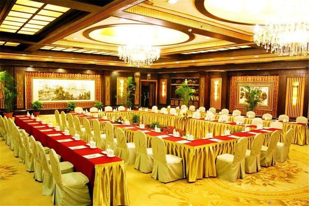 Hotel California Garden Chengdu Exterior foto